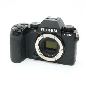 【中古】 《美品》 FUJIFILM X-S10 ボディ ブラック [ デジタルカメラ ]