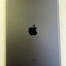 美品 iPad 第8世代 32GB スペースグレイ MYMH2J/A - 4295