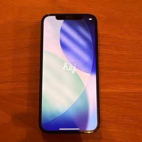 iPhone 12 / 64GB / ブラック