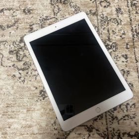 Apple iPad 第6世代 32GB