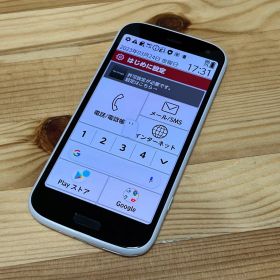 【良品中古】docomo F-52B 白本体 らくらくスマートフォン 11550