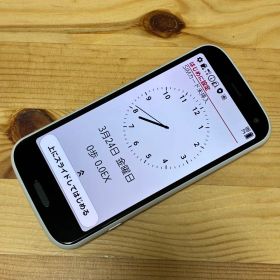 yy11550 F-52B らくらくスマートフォン 64GB ホワイト