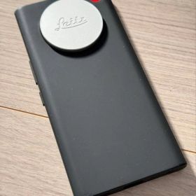 Leitz Phone 2 ホワイト ケース付き