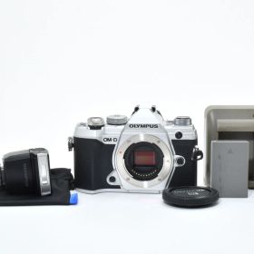 ★極上★ オリンパス OLYMPUS OM-D E-M5 Mark III ボディ シルバー 《ショット数3749回・付属品多数！》★完動品★ #56P57A511009