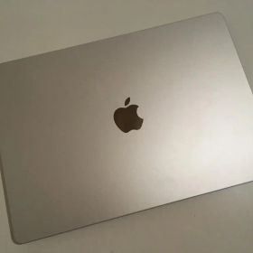 MacBook Air 2023 本体 シルバー 15インチ M2チップ
