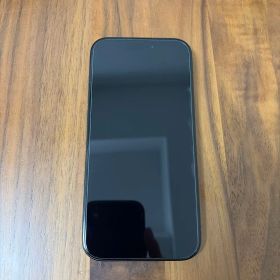 Apple iPhone 15 Pro スペースブラック