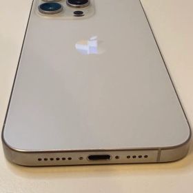 Apple iPhone 15 Pro max ホワイト 本体