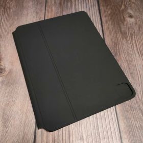 Magic Keyboard 11インチMXQT2J/A 新品近い