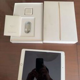 ★Apple iPad air 2 Cellular（セルラー）128G 付属品未使用 不具合無し しかも送料無料！★