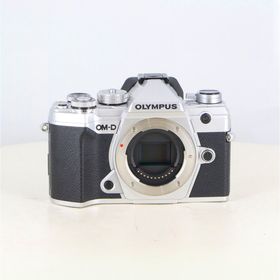 オリンパス(OLYMPUS)の【中古】(オリンパス) OLYMPUS OM-D E-M5 MARKIII ボディ シルバー(コンパクトデジタルカメラ)