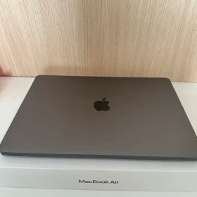Apple MacBook Air スペースグレー 本体