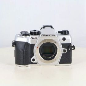 【中古】(オーエムシステム) OM SYSTEM OM-5 MARKII ボディ ブラック