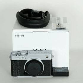 [新品同様｜シャッター数460回] FUJIFILM X-E5 [ボディ シルバー] / 富士フイルムXマウント