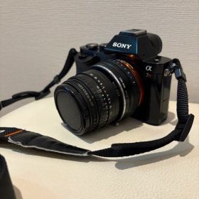 SONY α7Rデジタル一眼レフ 約3640万画素"Exmor"CMOS