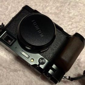 FUJIFILM X100VI 日本語・英語版 [ブラック]