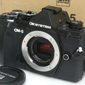 【中古】【美品】OMシステム OM SYSTEM OM-5 ボディ ブラック センサー清掃済み CA01-R1843-2K3 マイクロフォーサーズマウント ミラーレス一眼 5軸手ブレ補正 ハイレゾショット 中古