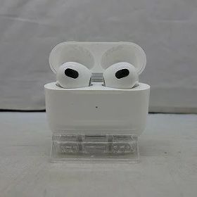 アップル Apple AirPods（第三世代） ホワイト MME73J/A 【中古】