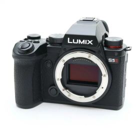 【中古】 《新同品》 Panasonic LUMIX S5II ボディ DC-S5M2 ブラック [ デジタルカメラ ]