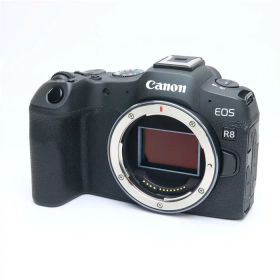 【中古】 《美品》 Canon EOS R8 ボディ [ デジタルカメラ ]