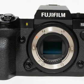 Fujifilm X-H2S バッテリー2個 フジフイルム 富士フイルム