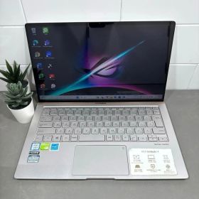 【希少】Zenbookアイシクルシルバー☘8世代i5☘️新品NVMe512GB