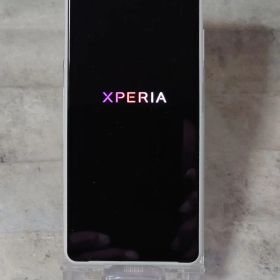 SONY XPERIA 10ii ホワイト sov43 美品