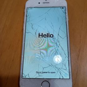 Apple iPhone 6 シルバー 画面ひび割れ