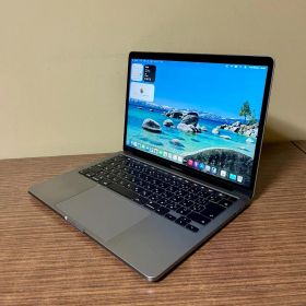 i7、高速、高性能、状態良好、Macbook Pro 2020、32GB、1TB