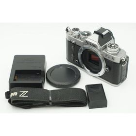 Nikon ミラーレス一眼カメラ Z fc ボディ Zfc シルバー
