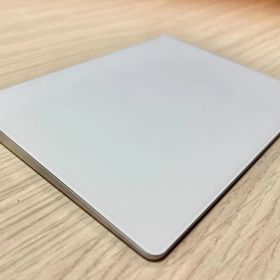 Apple Magic Trackpad 2 ホワイト / A1535