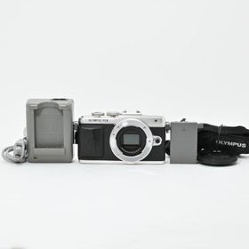 ＜良品＞OLYMPUS PEN E-PL7 ボディ シルバー｜シャッター数7468枚｜チルト液晶搭載｜高画質ミラーレス一眼