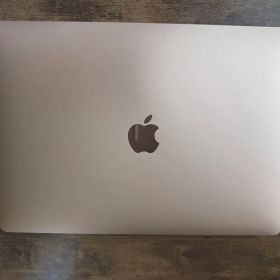 Apple MacBook Air A2337 ゴールド