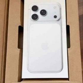 【新品未開封】iPhone17ProMax 256GB SIMフリー シルバー