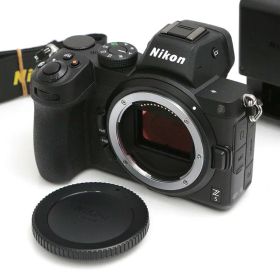 【中古】【美品】ニコン Z 5 ボディ（センサー清掃済み） CA01-B3938-3W2A ニコン Zマウント Nikon ミラーレス フルサイズ 手ブレ補正 4K対応