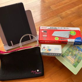 iPad 第８世代 セルラー 32GB 周辺機器セット