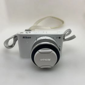 【iy/12.9】Nikon 1 J1 レンズキット10-30mm3.5-5.6