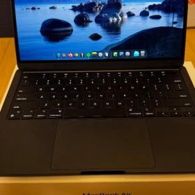 Macbook Air M2 ミッドナイト US 16/256GB 完璧な状態