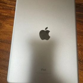 第6世代32GB箱無充電97% Apple iPad シルバー 本体