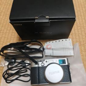 FUJIFILM X100V シルバー