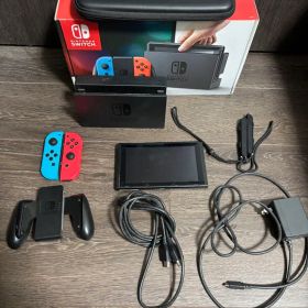 Nintendo Switch本体HAC-001(付属品完備)+キャリングケース