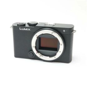 【中古】 《美品》 Panasonic LUMIX S9 ボディ DC-S9-K ジェットブラック [ デジタルカメラ ]