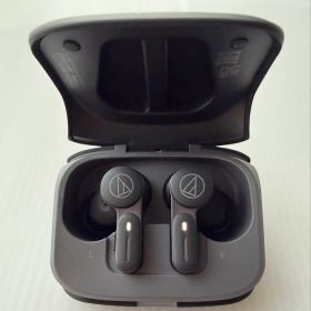 Audio-Technica ATH-TWX7 / ワイヤレスイヤホン