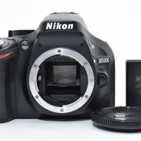 ★良品★ ニコン Nikon D5200 ボディ ブラック 《バッテリー付き！》★完動品★ #51P71A511170