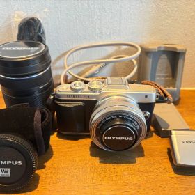 OLYMPUS PEN Lite E-PL7 ミラーレス一眼