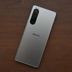 【美品】Xperia 5III au版 SIMフリー フロストシルバー