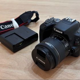 Canon EOS Kiss X9 ズームレンズキット