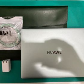 グリーンHUAWEI MateBook 14、本革レザーケースセット