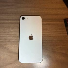 A*A様 iPhone SE 第2世代 (SE2) ホワイト本体