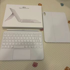 iPad Magic Keyboard folio 第10世代対応