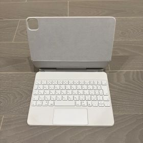iPad Magic Keyboard Folio